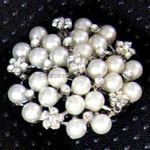 Embellishment | Brooch Bijoux, 45x45mm, Pearl and A Grade Czech Crystal Diamantes for maximum sparkle | PaperSource