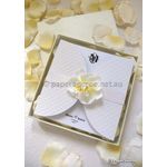 160sq Rigid Box in Ivory Pearl finish and white inside showing a LoveWrap card